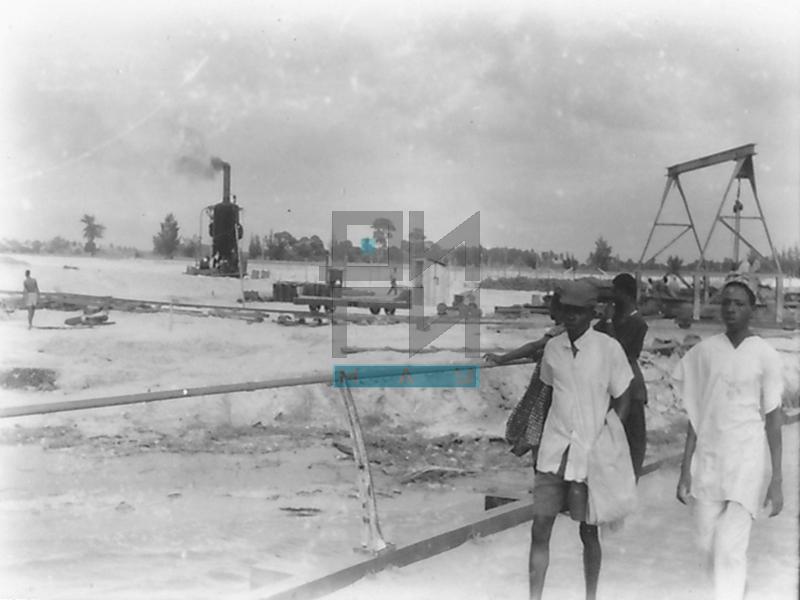 Construction Site in Lagos (VZP.N.220-28)