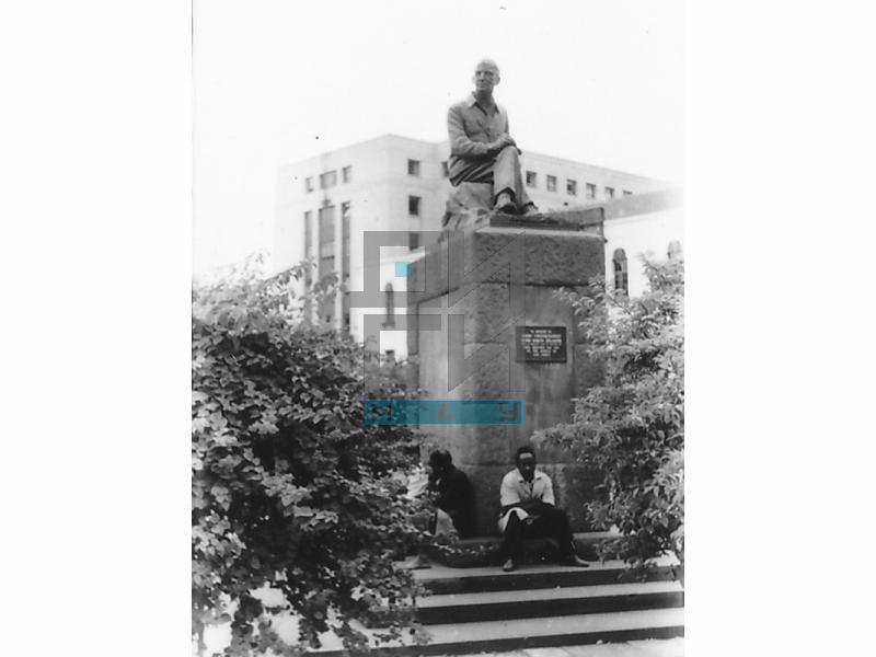 Lord Delamere Monument in Nairobi (VZP.N.191-11)