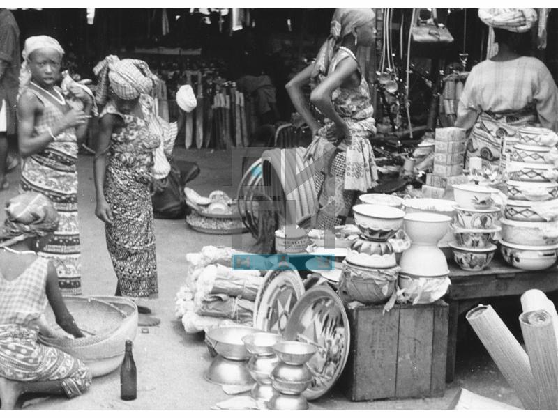 Marketplace in Lagos (VZP.F.00047)