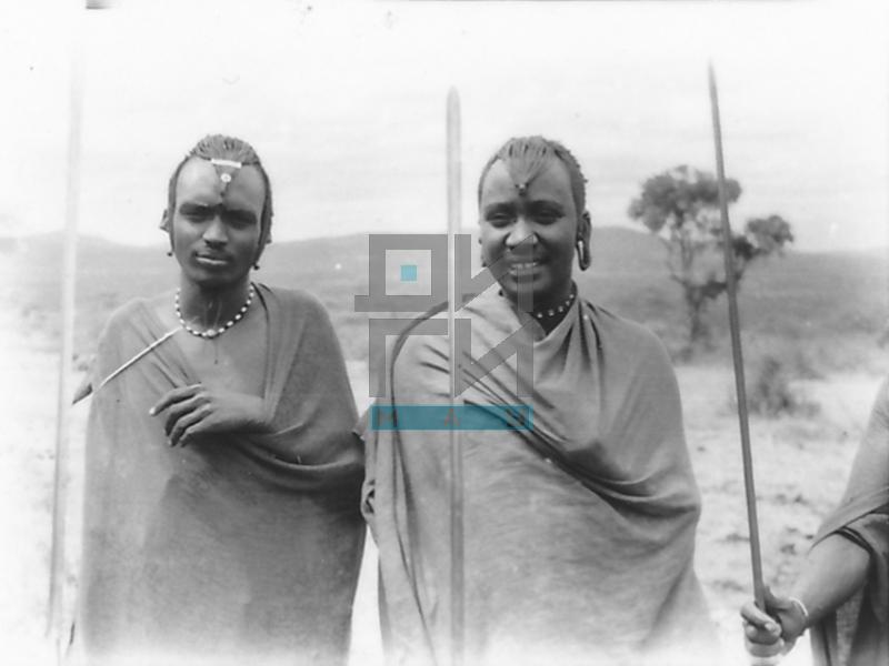 Maasai Warriors with Traditional Hairstyles (VZP.N.190-14)